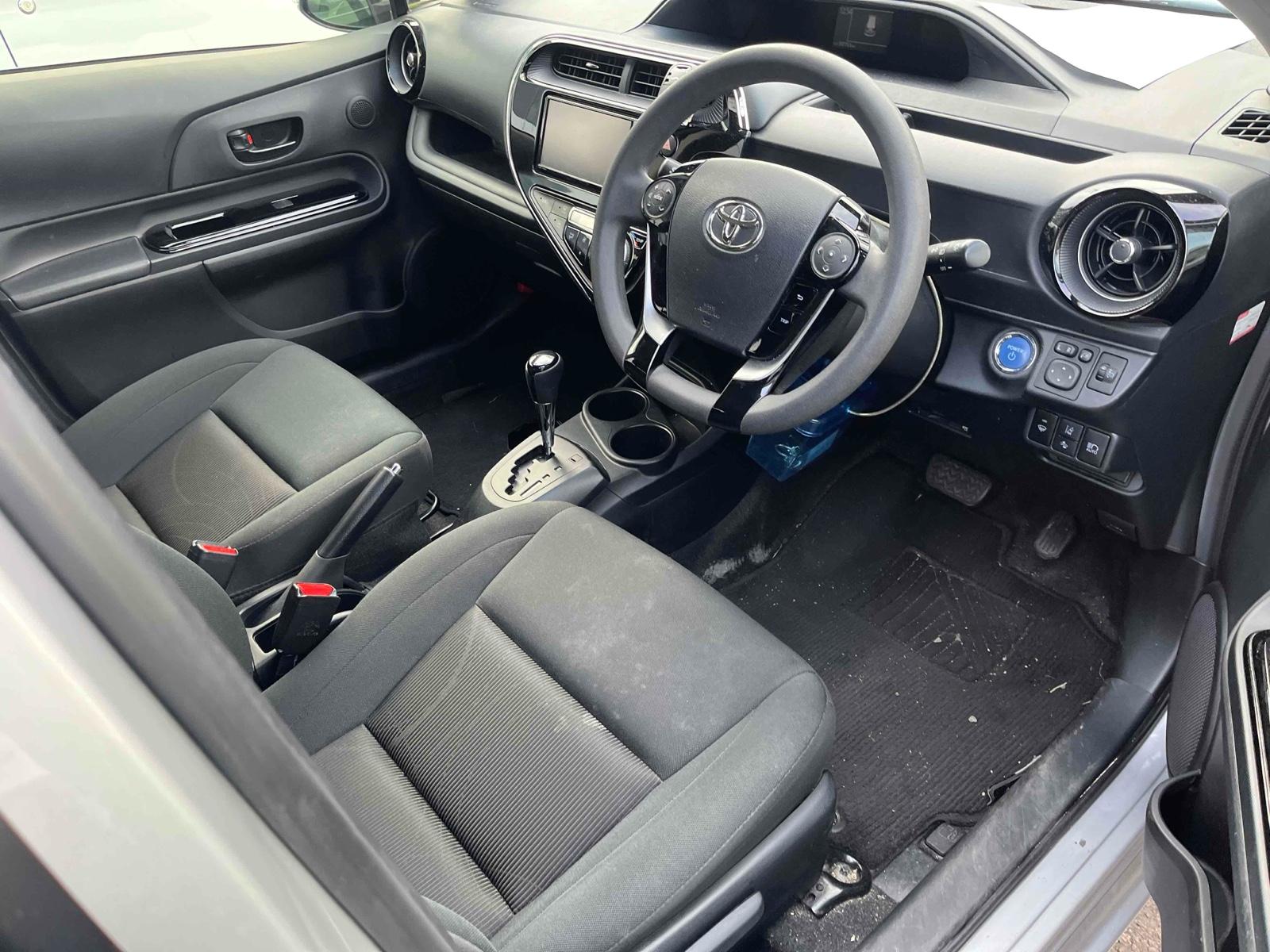 Toyota Aqua S STYLE BLACK