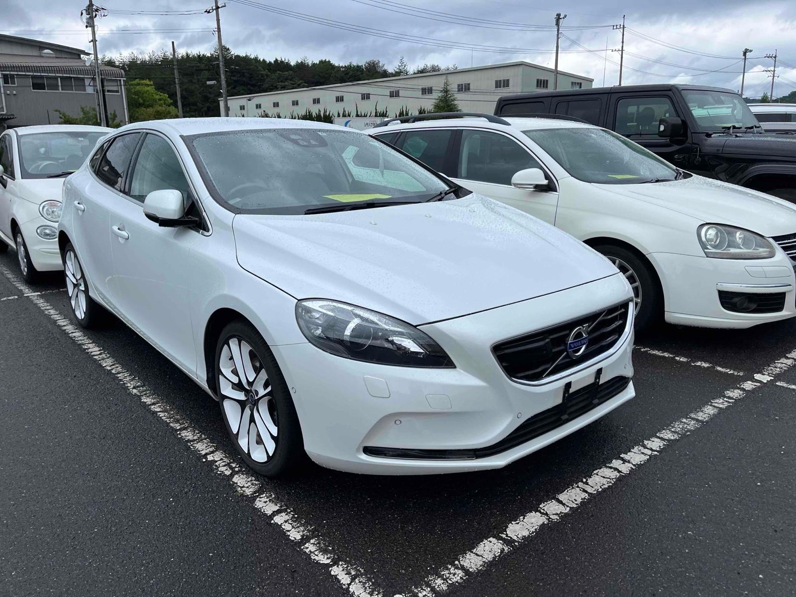 Volvo V40 T4