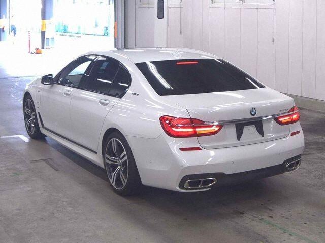 BMW 7 Series 740E IPAFM SPOILER