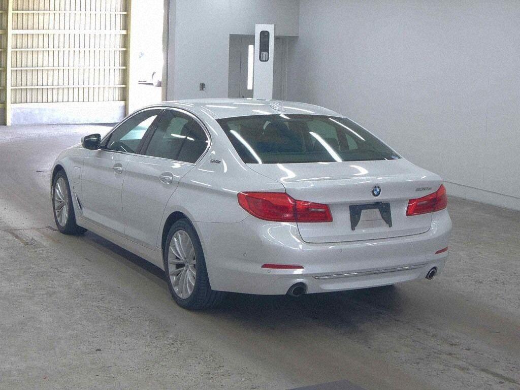 BMW 5 Series 4d 530E LUXURY IPERFORMANCE