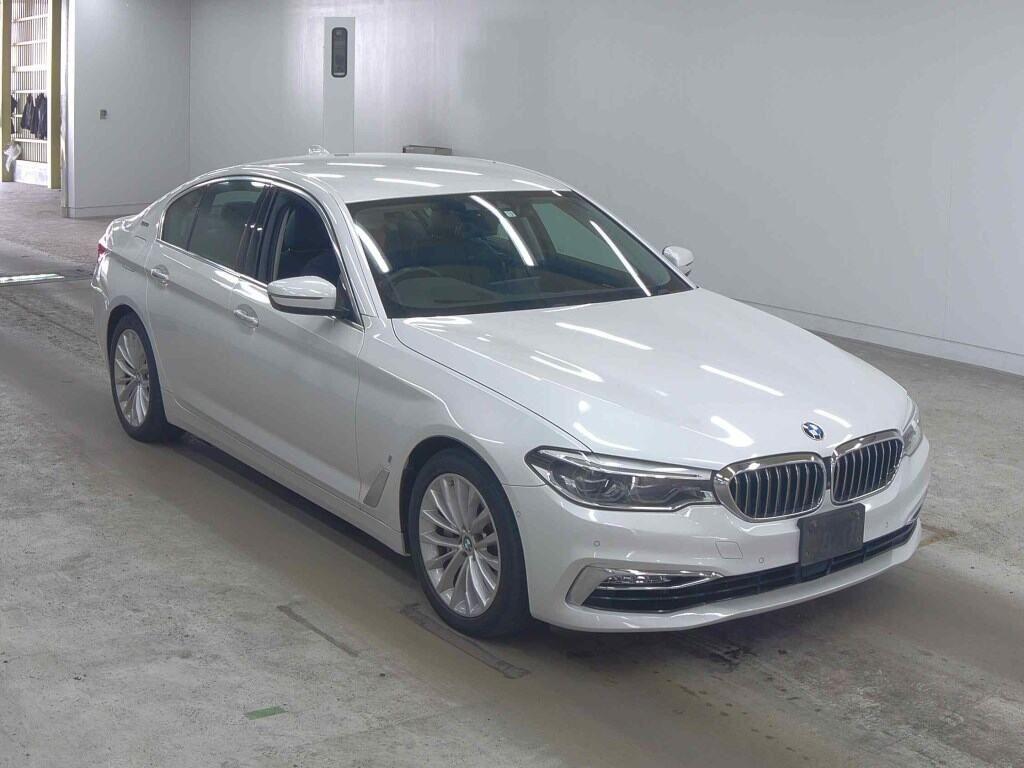 BMW 5 Series 4d 530E LUXURY IPERFORMANCE