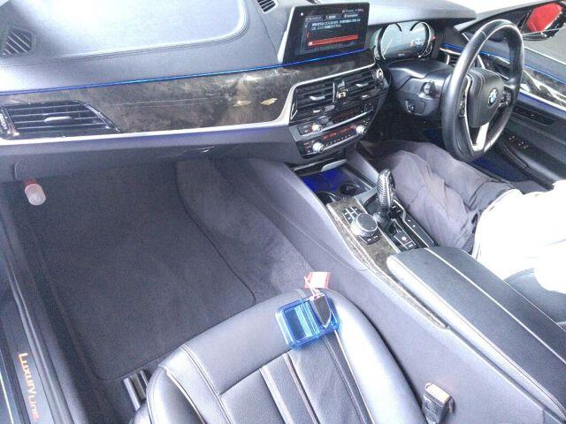 BMW 5 Series 4d 523D LUXURY