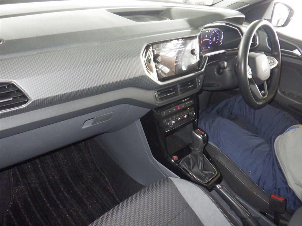 Volkswagen T-Cross TSI R-LINE