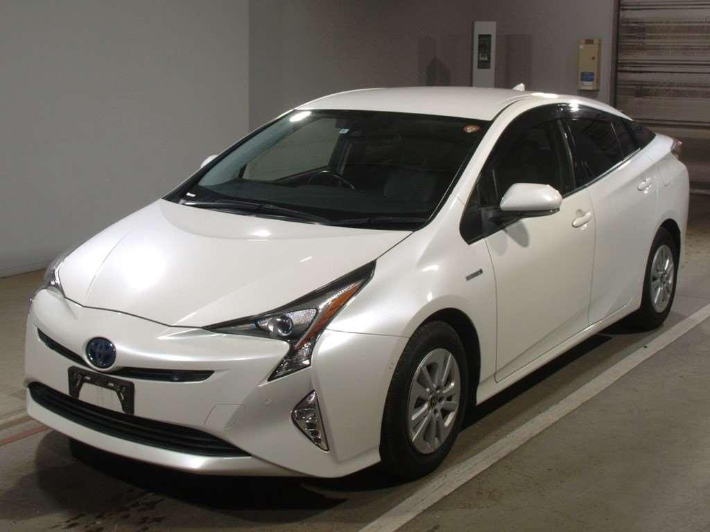 Toyota Prius  S SAFETY PLUS