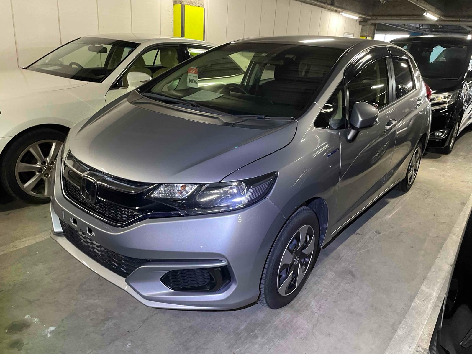 Honda Fit HYBRID F