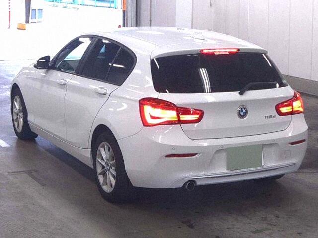 BMW 1 Series 5d 118D STYLE