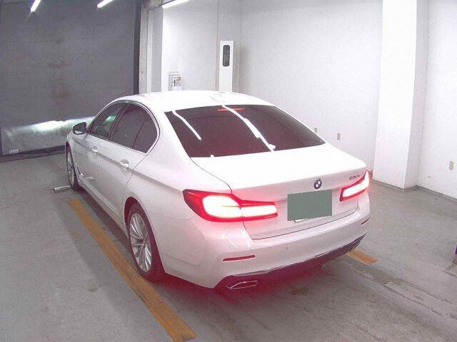 BMW 5 Series 4d 530E LUXURY EDITION JOY+