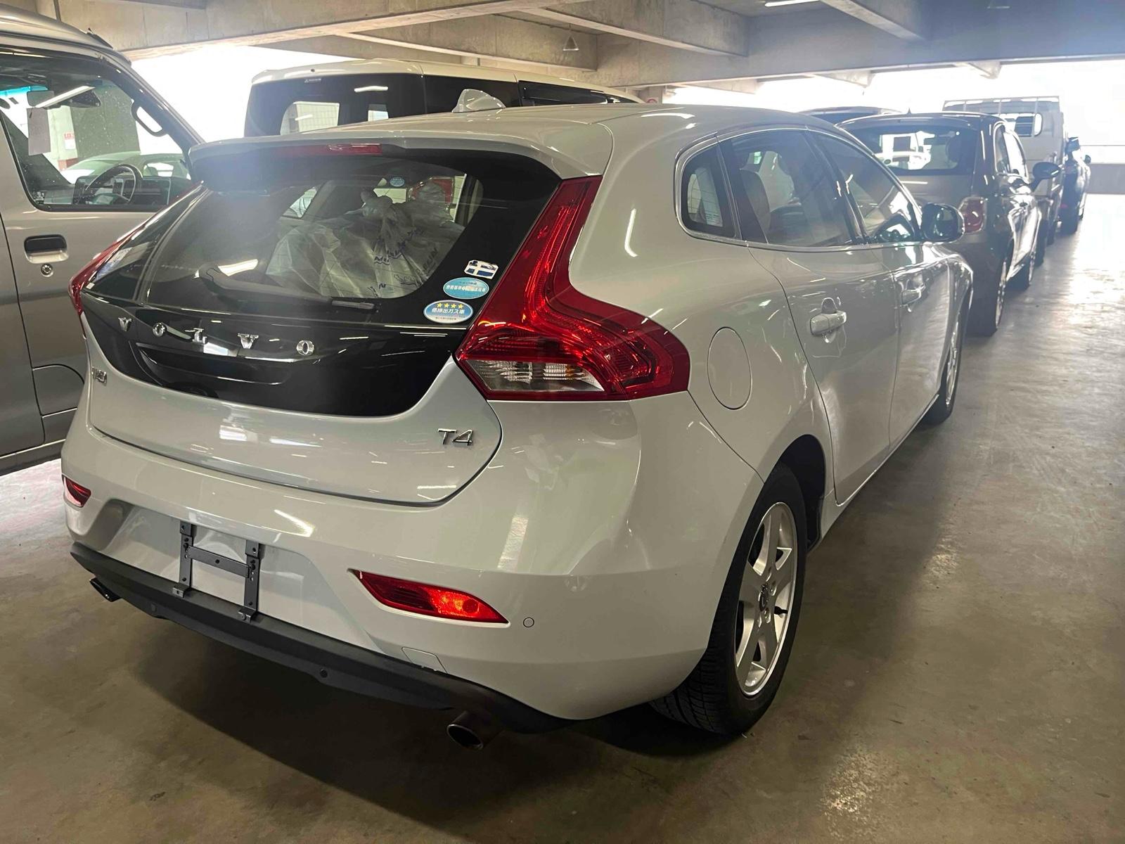 Volvo V40 T4 SE