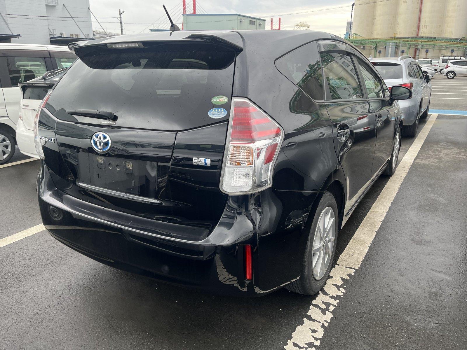 Toyota Prius ALPHA S