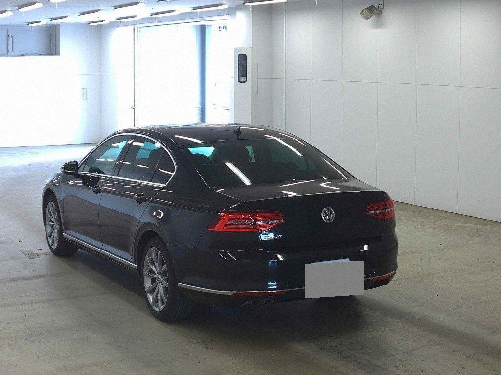 Volkswagen Passat TDI HIGH LINE