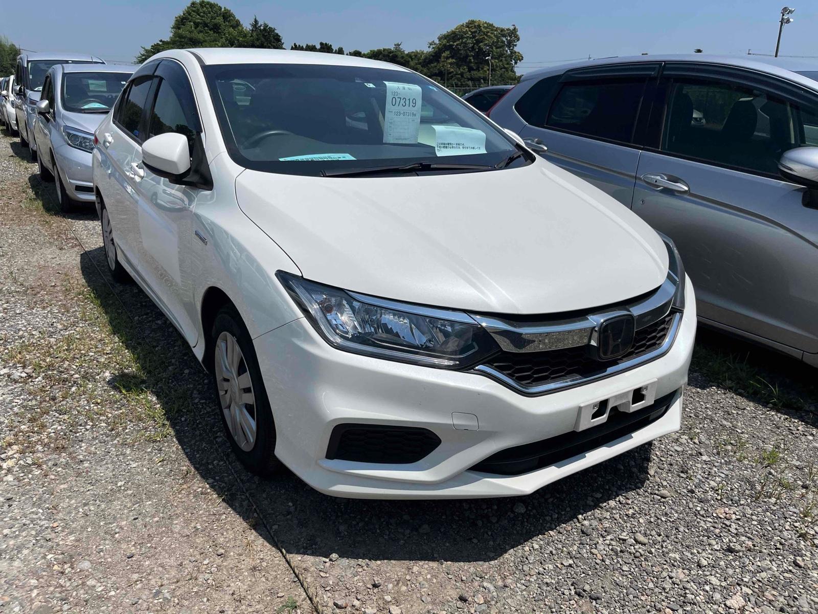 Honda GRACE 2WD