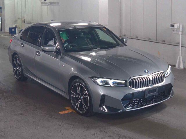 BMW 3 Series 4d 330E M SPORT