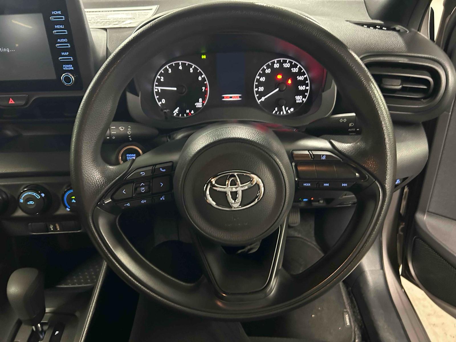 Toyota Yaris X