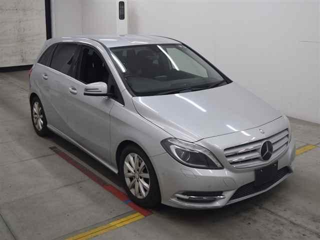 Mercedes-Benz B Class B180