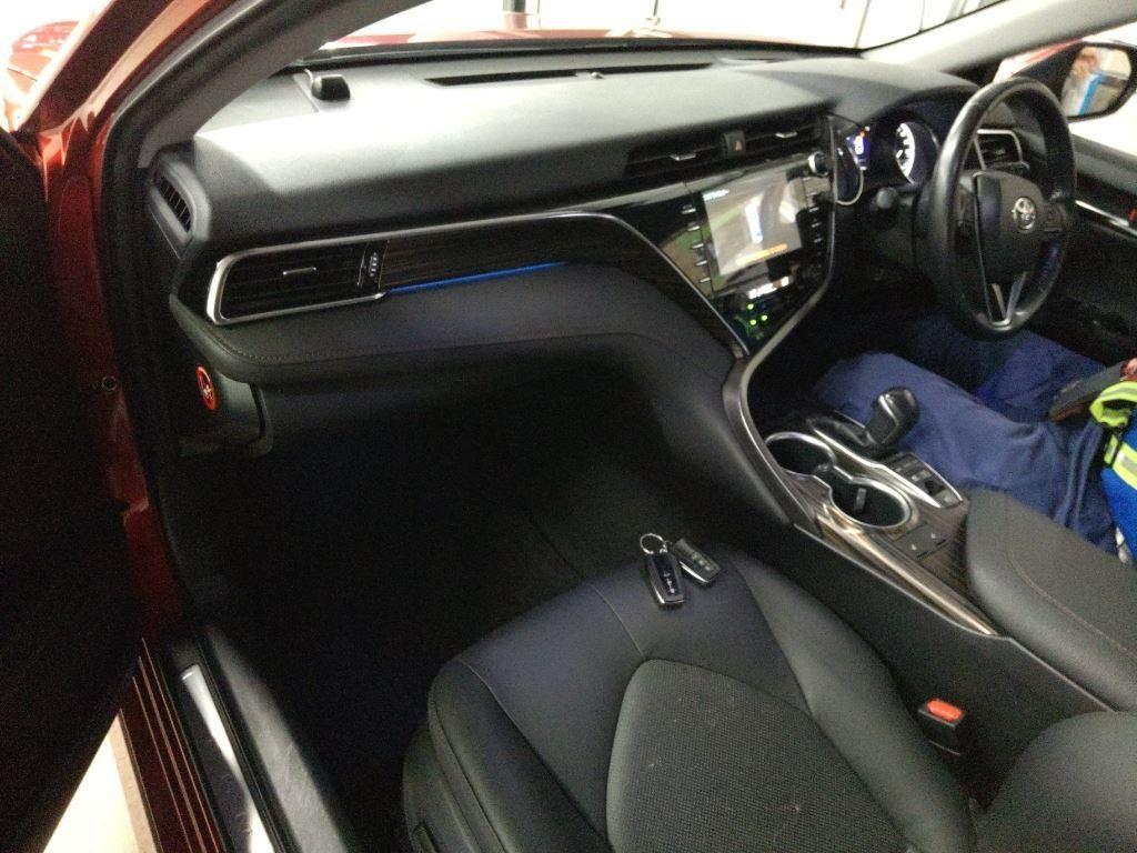 Toyota Camry G LEATHER PACKAGE