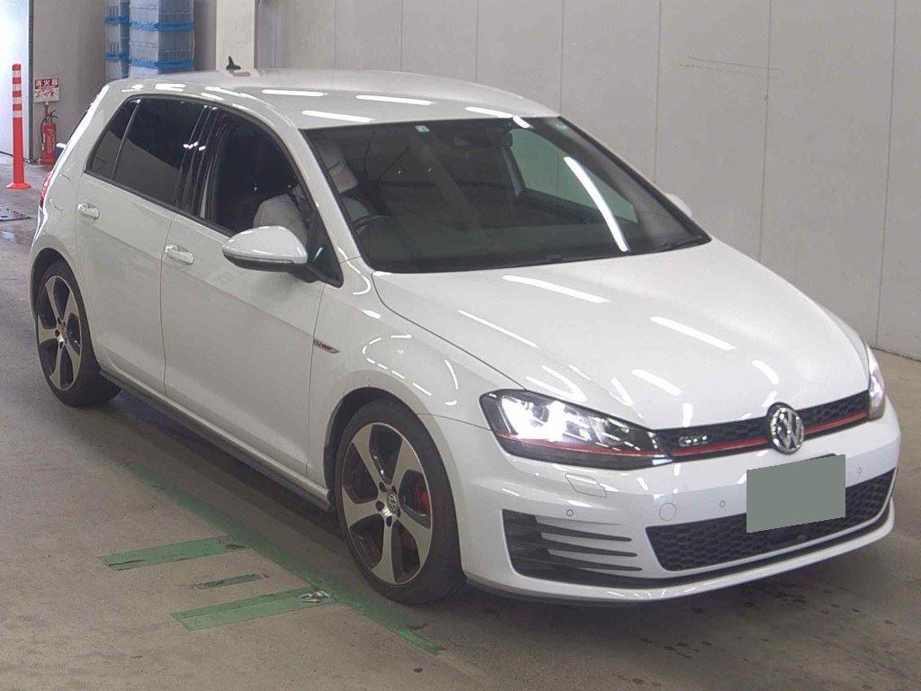 Volkswagen GOLF GTI DCC PKG