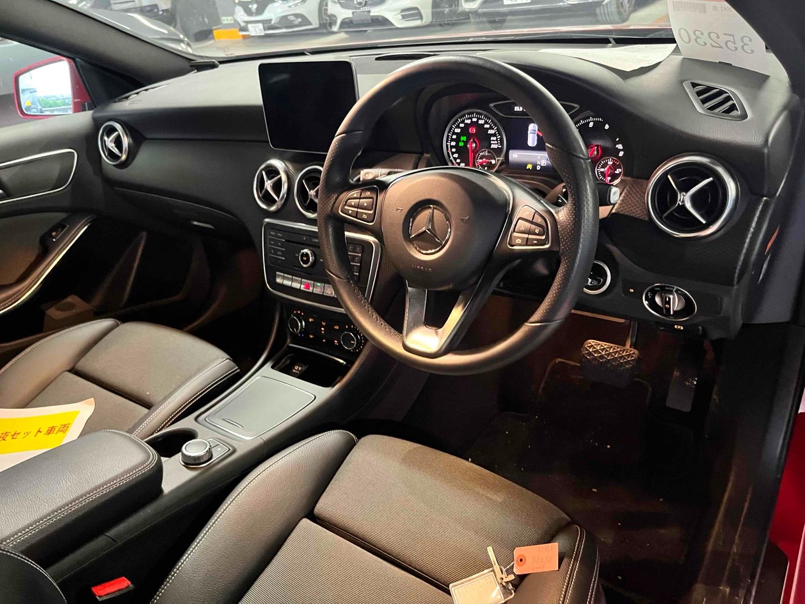 Mercedes-Benz A-CLASS A180 AMG STYLE