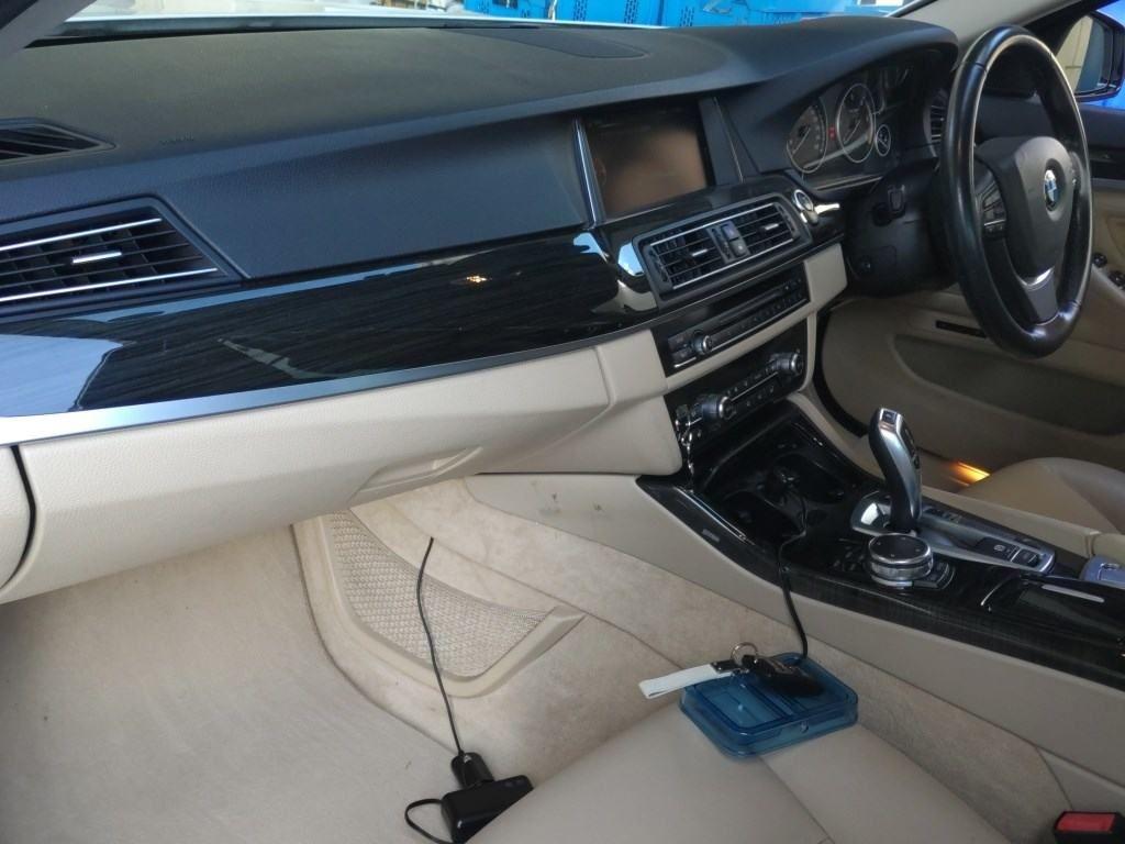 BMW 523D LUXURY 2.0