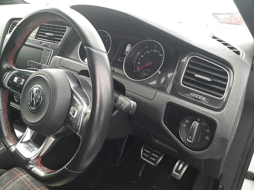 Volkswagen Golf 2.0