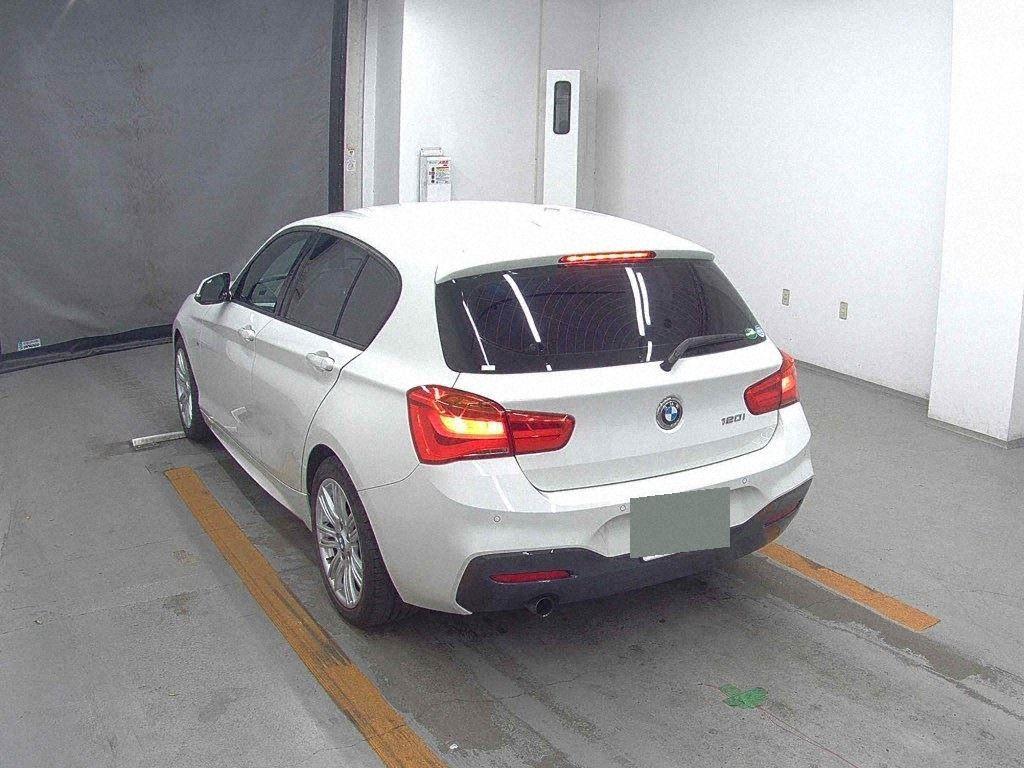 BMW 1 SERIES 5D 120I M-SPORT