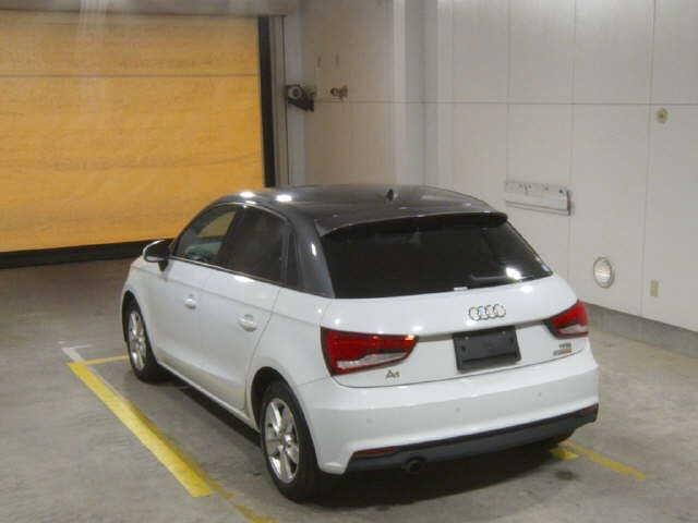 Audi A1 1.0TFSI SPORTBACK