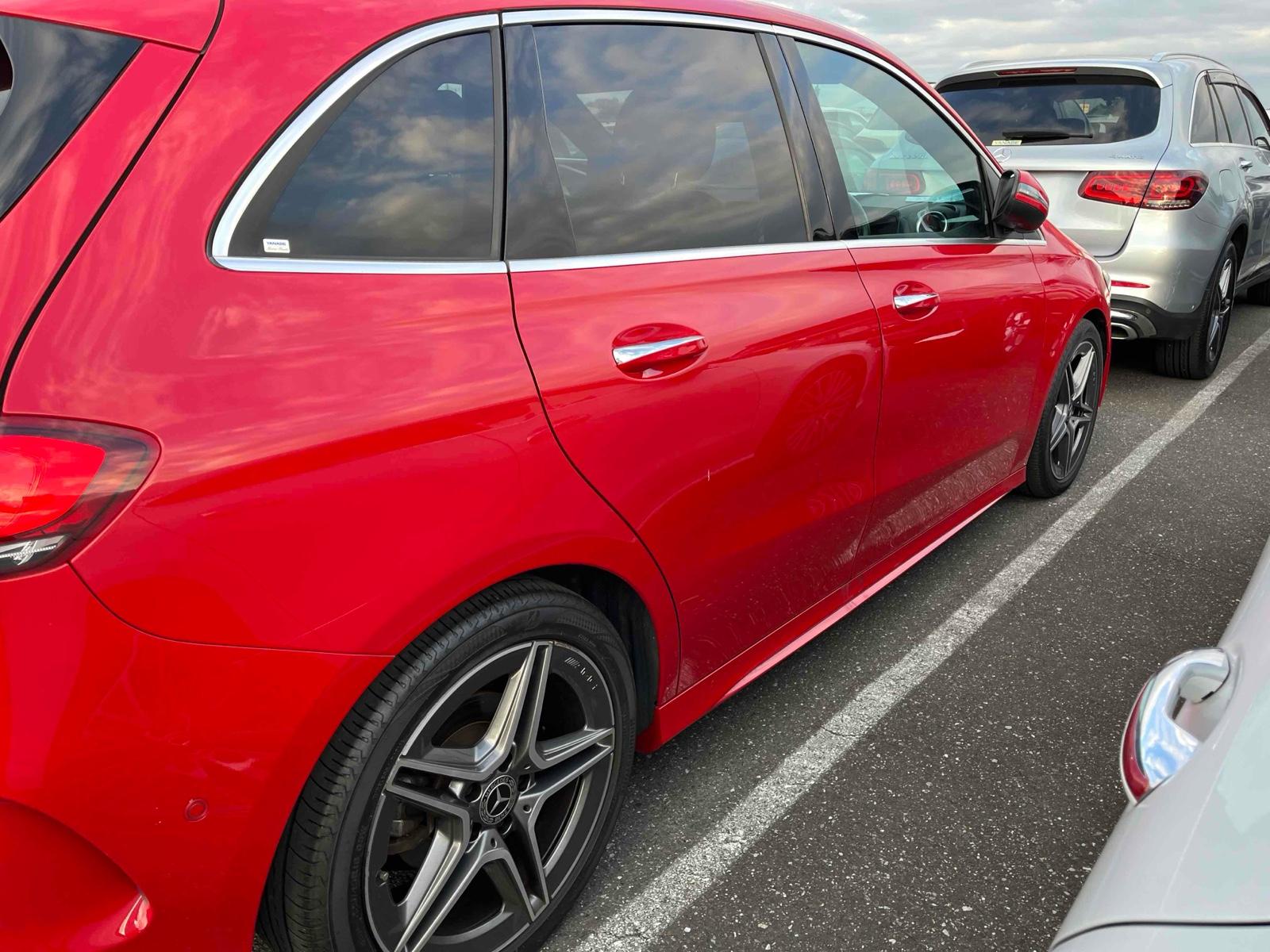 Mercedes-Benz B Class B200D AMG LINE