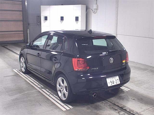 Volkswagen Polo POLO ACTIVE 2