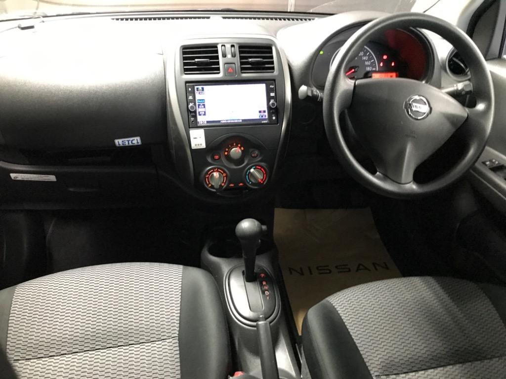 Nissan MARCH S
