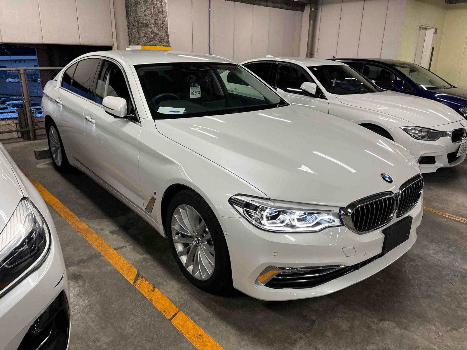 BMW 530 E LUXURY
