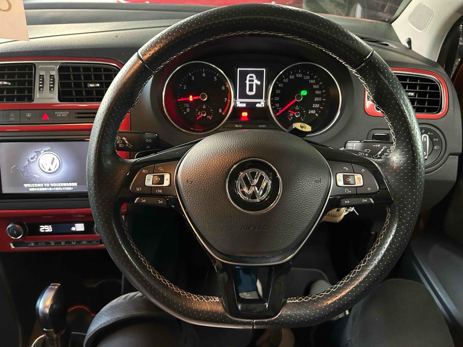Volkswagen POLO 5D CROSSPOLO