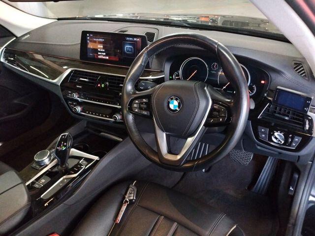 BMW 5 Series 4d 523D LUXURY