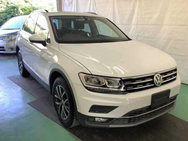Volkswagen Tiguan 4WD TDI 4モーション コンフォートライン
