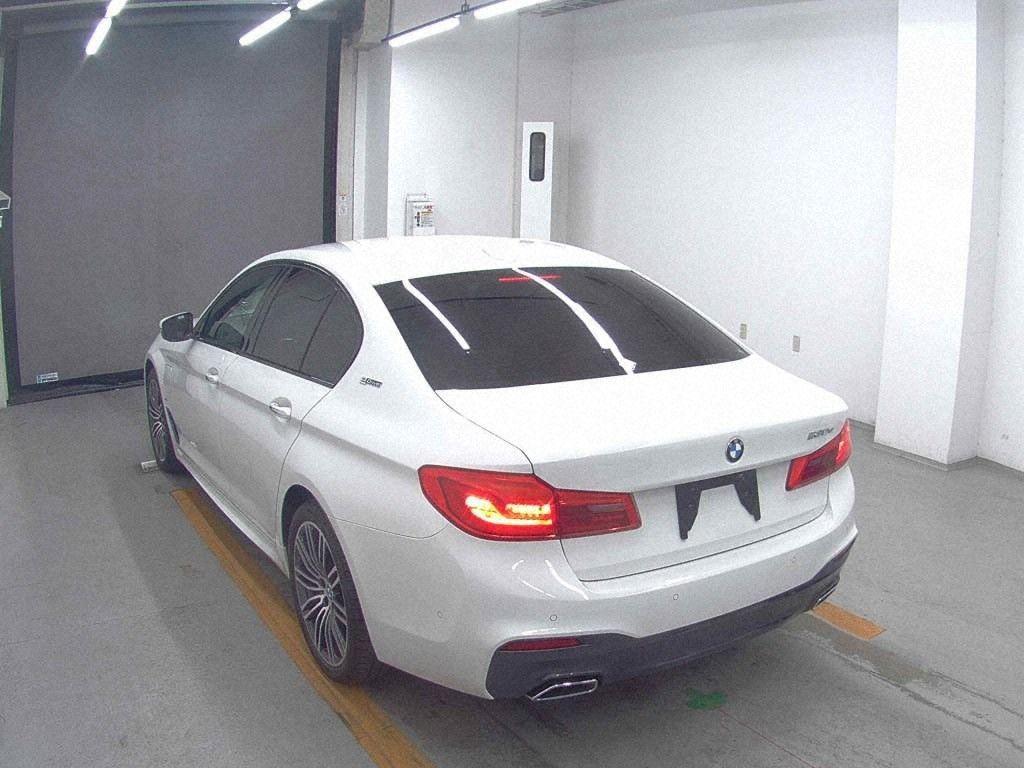 BMW 530 EM SPOILER IPAFO