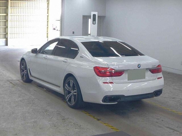 BMW 7 Series 740E IPERFORMANCE M-SPORT