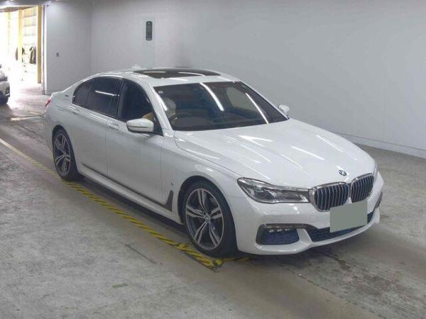 BMW 7 Series 740E IPERFORMANCE M-SPORT