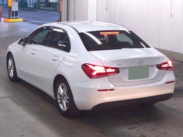 Mercedes-Benz A-class Sedan A180 SEDAN