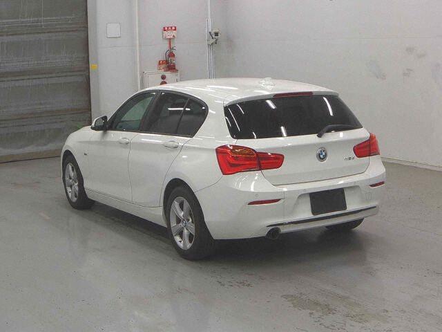 BMW 1 Series 5d 118D SPORT