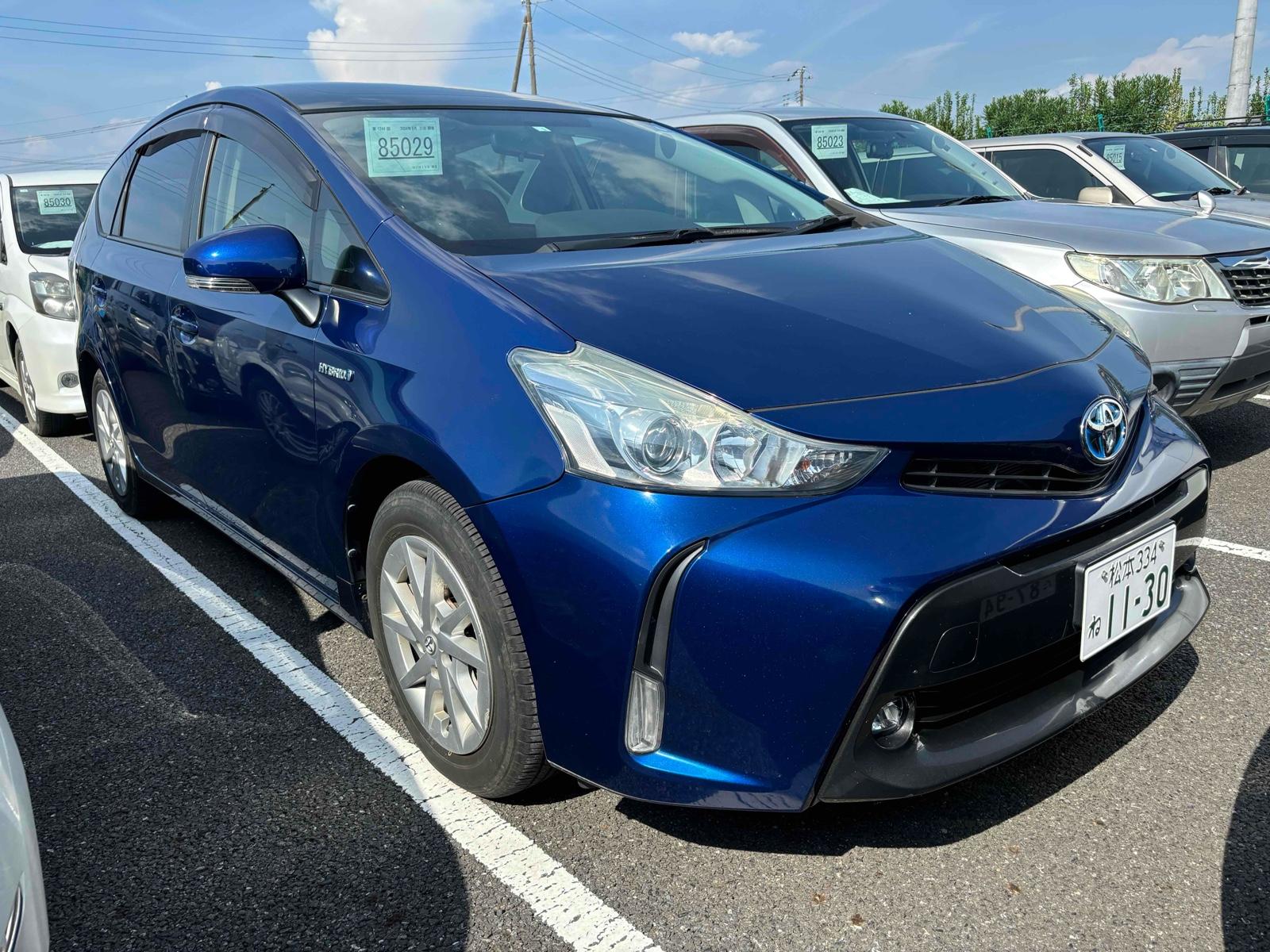 Toyota Prius ALPHA S