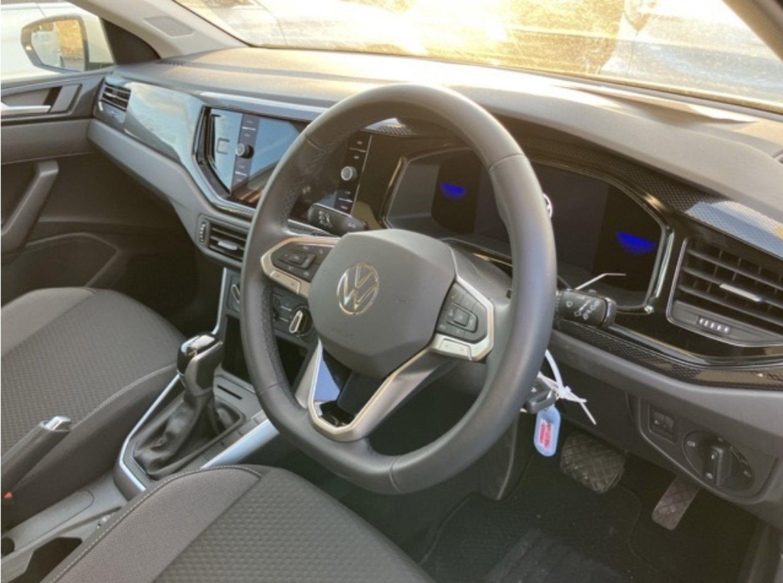 Volkswagen Polo TSI ACTIVE BASIC