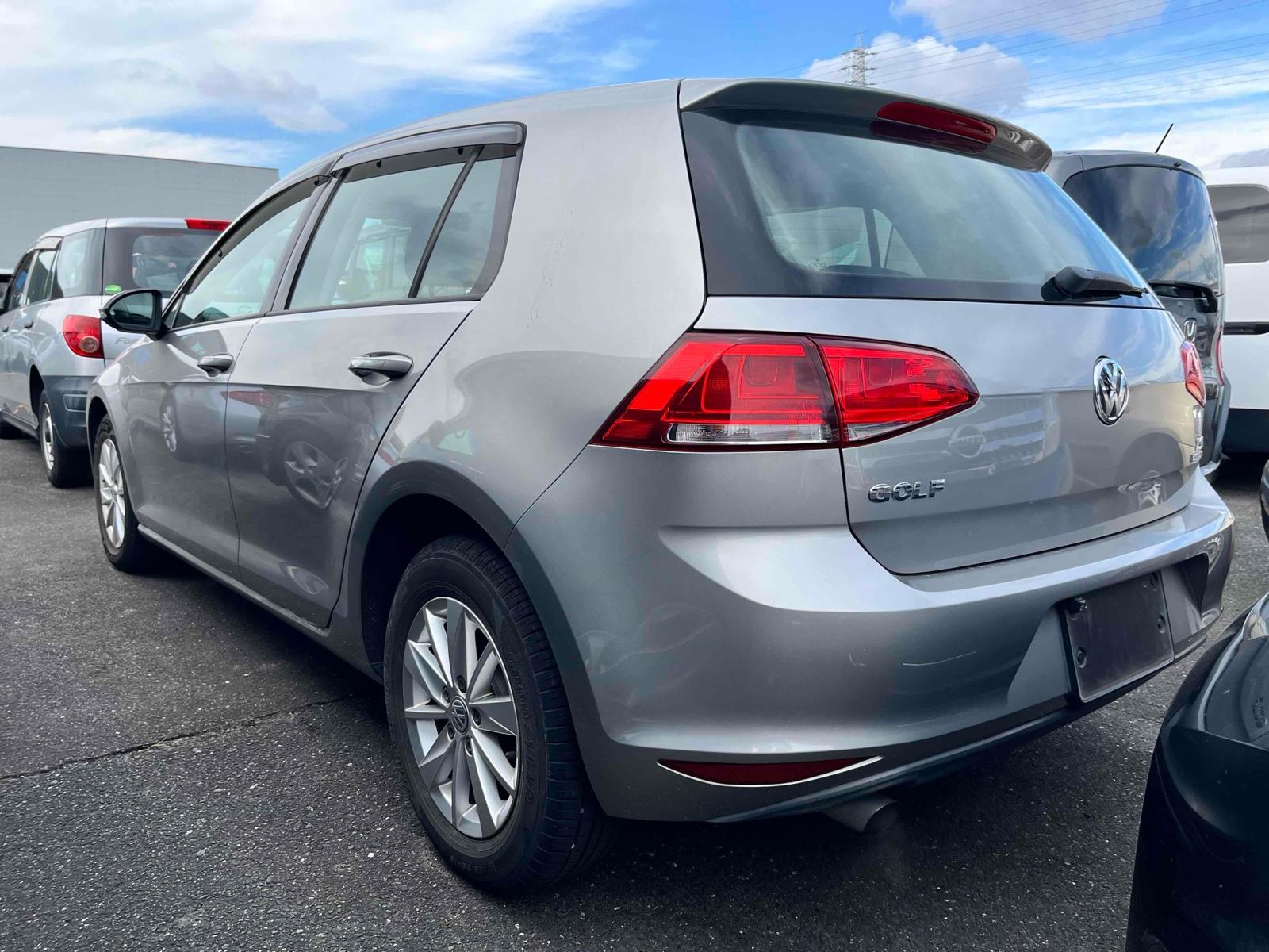 Volkswagen Golf TSITORENBMOSHON TECH