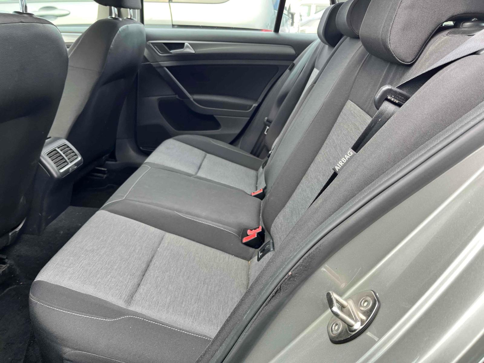 Volkswagen Golf TSITORENBMOSHON TECH