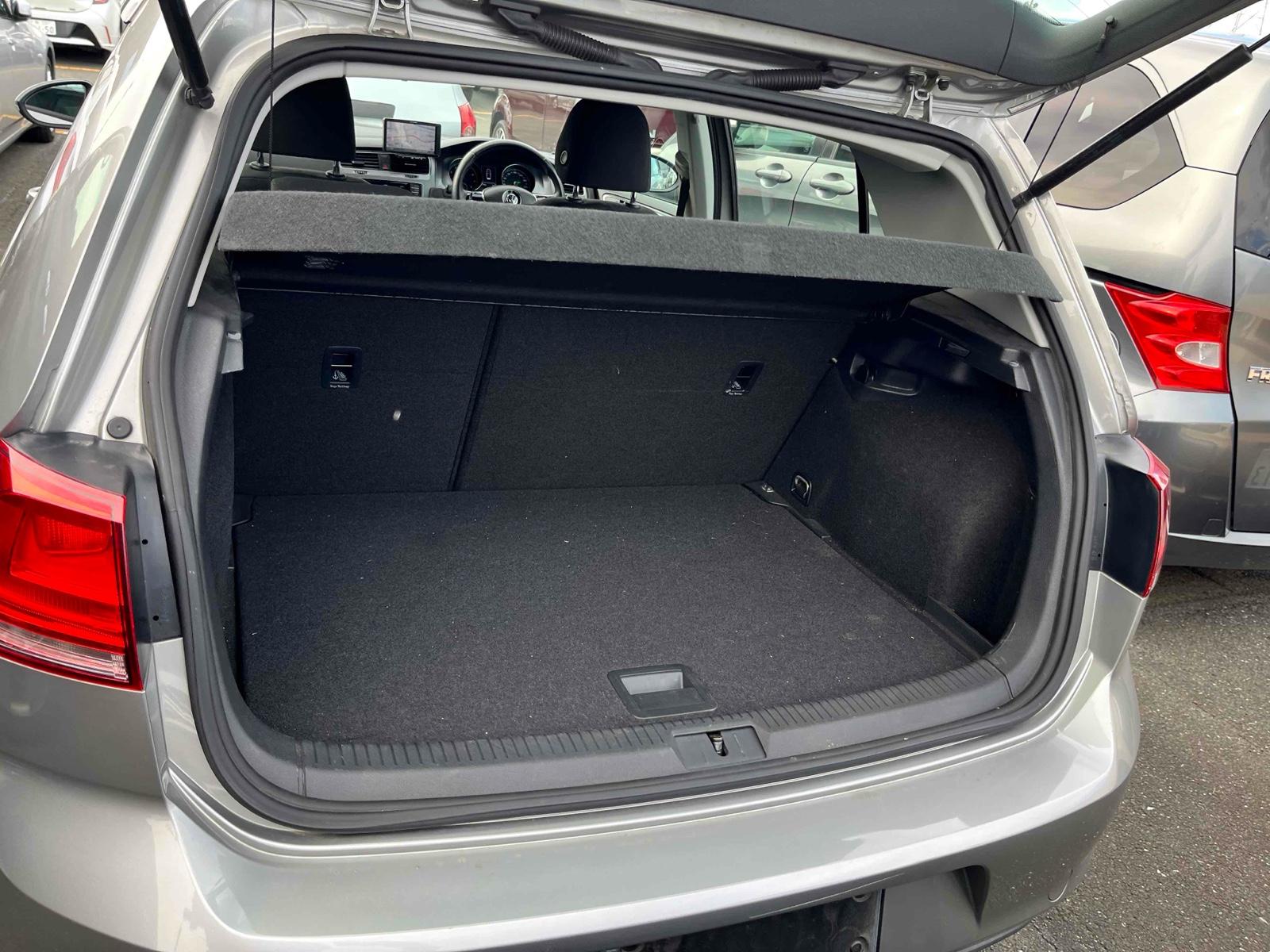 Volkswagen Golf TSITORENBMOSHON TECH