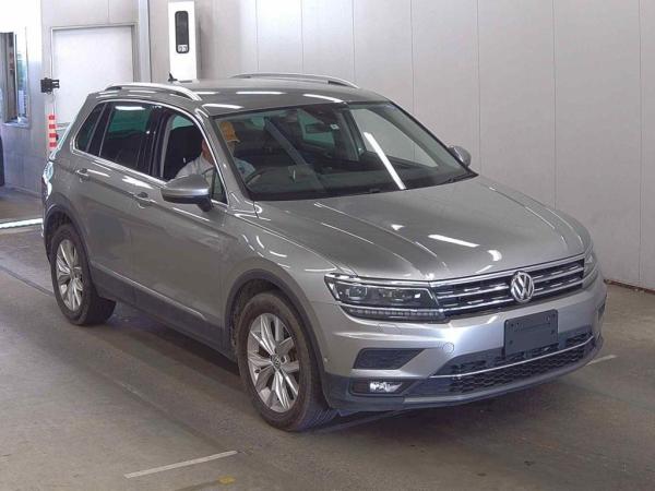 Volkswagen Tiguan TDI4 MOTION HIGH LINE