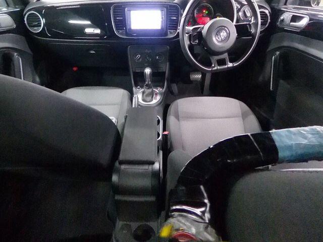 Volkswagen The Beetle DESIGN