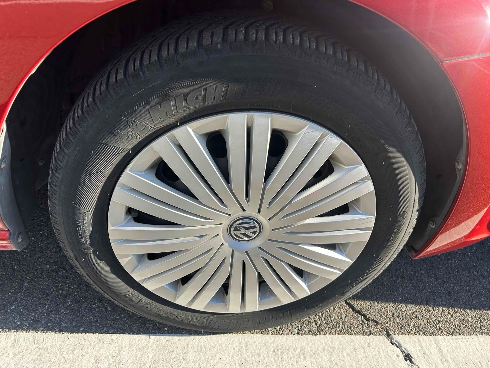 Volkswagen Polo TSI COMFORT APGP