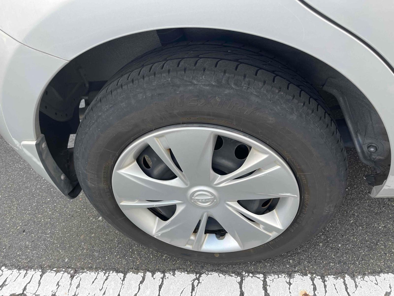 Nissan MARCH X