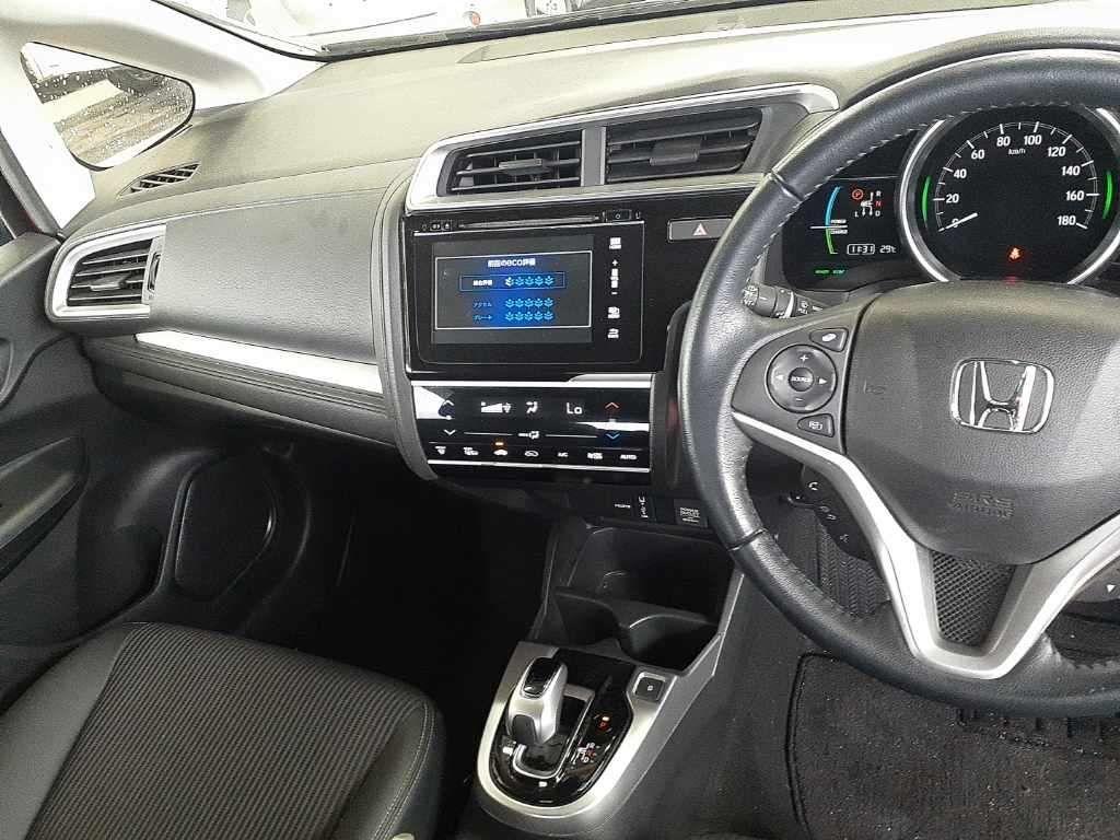 Honda Fit HYBRID L HONDA SENSING