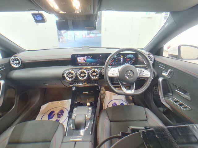 Mercedes-Benz Cla-class CLA200D AMG LINE