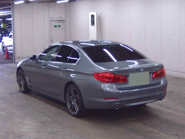 BMW 5 Series 4d 523D