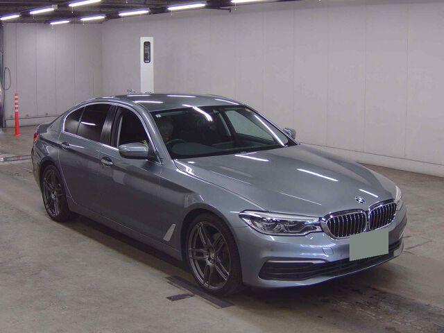BMW 5 Series 4d 523D